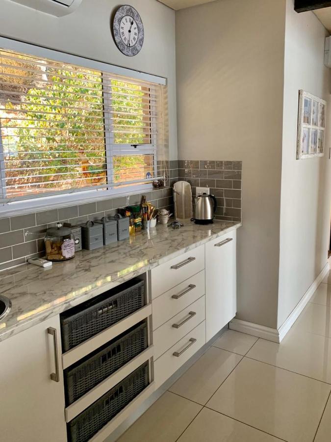 Lalapanzi Apartment Фиш Хук Екстериор снимка